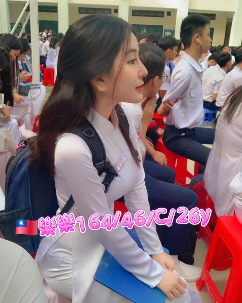 台中 小奈 誘惑美背 學生妹